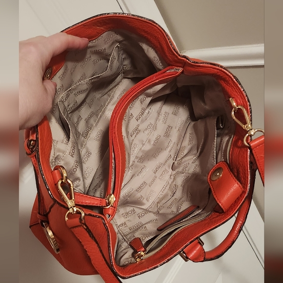 Michael Kors Pebbled Leather Convertible Crossbody Bag Orange Red 11.5" X 8.5" - Picture 13 of 15